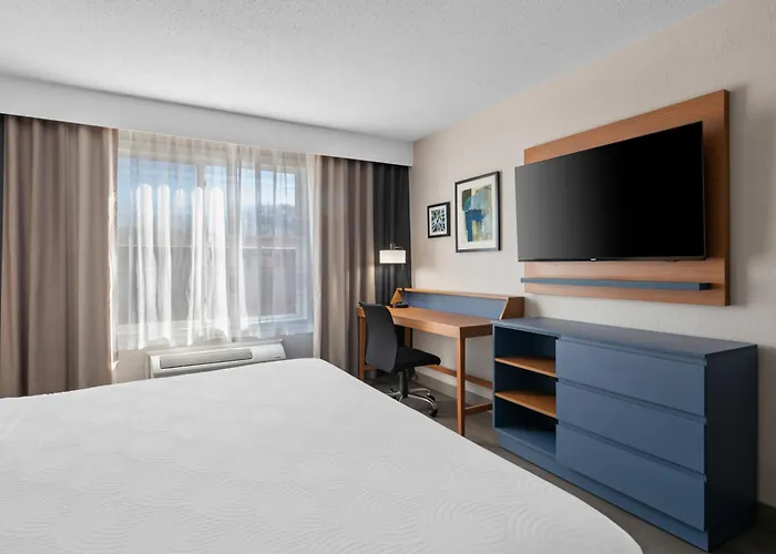 Country Inn & Suites By Radisson, Coon Rapids, Mn